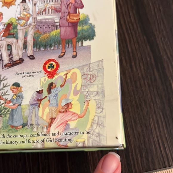 Vintage Girl Scout Take the Lead Tin Box Shaped Like a book Collectable HTF rare - Picture 9 of 15